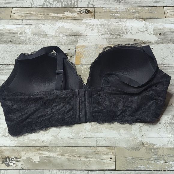 Torrid black lace push up Demi bra - Picture 3 of 4